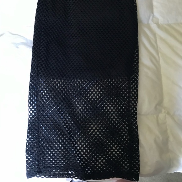 Pencil black skirt - Picture 2 of 2